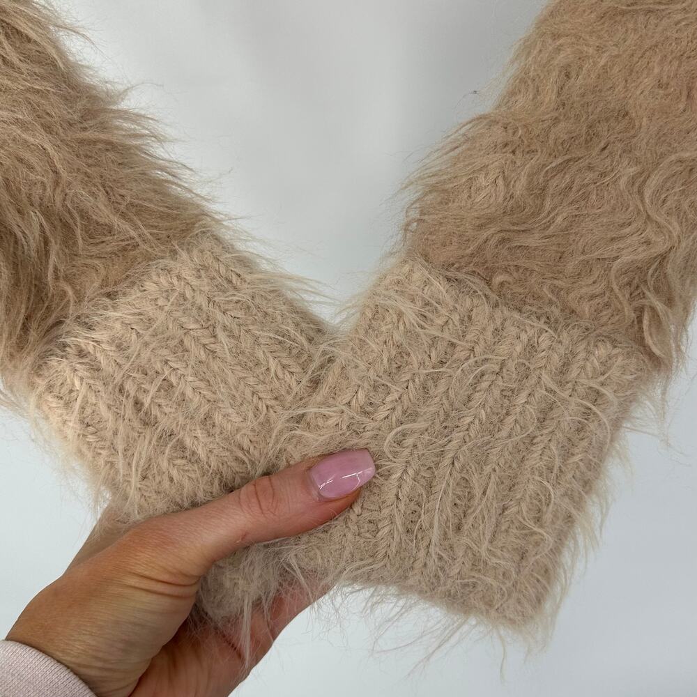 ACNE STUDIOS Kradi Textured Cardigan Faux Fur Chunky Knit Cropped Sweater Tan - Picture 8 of 16